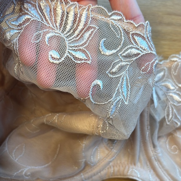 Pour Moi Bra Imogen Rose Embroidered Beige NWOT Size 42H - Picture 4 of 8